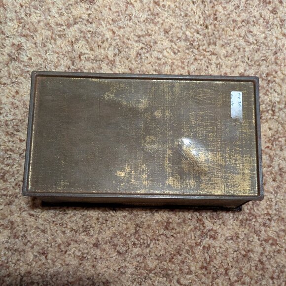 Whitman's Salmagundi vintage chocolate tin - Picture 9 of 9